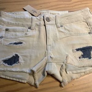 NWT American Eagle Outfitters Shortie Short Jean Shorts Distressed Ripped - sz 2